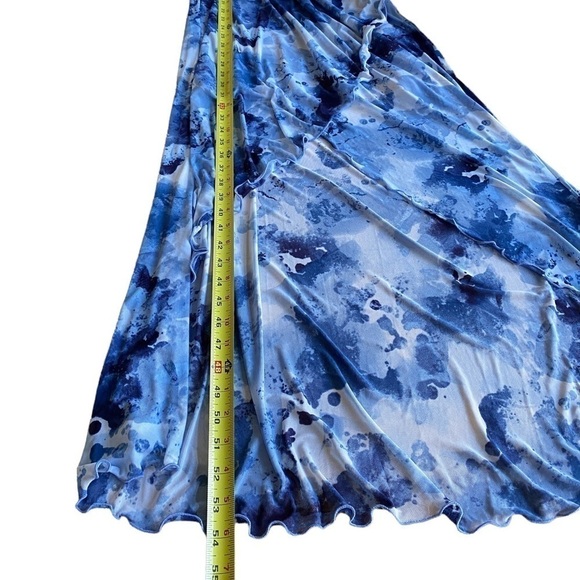 bebe High Slit Flare Blue and White Dress Size Large. New - Picture 13 of 13